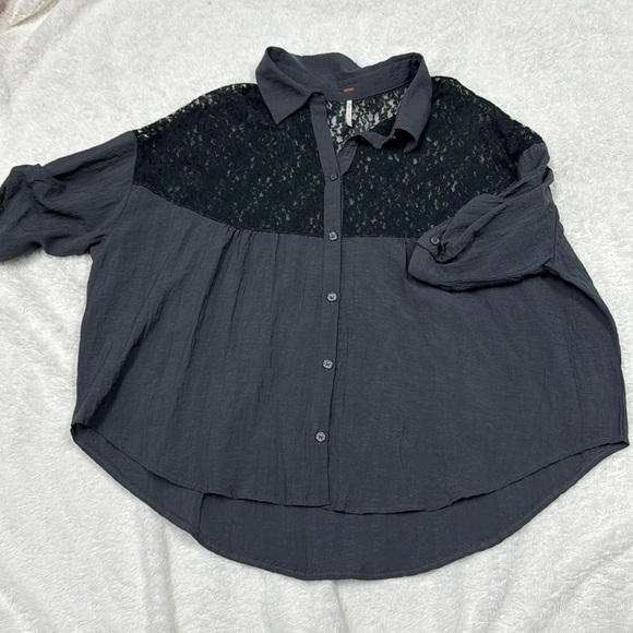 FREE PEOPLE SWING BUTTON DOWN TOP MIXED MEDIA LACE SEMI CROPPED LOOSE - Picture 1 of 7
